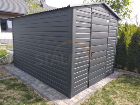 Záhradný domček 2,5×4×2,40 – antracitová šedá BTX 7016 MAT, sedlová strecha, jednokrídlové dvere